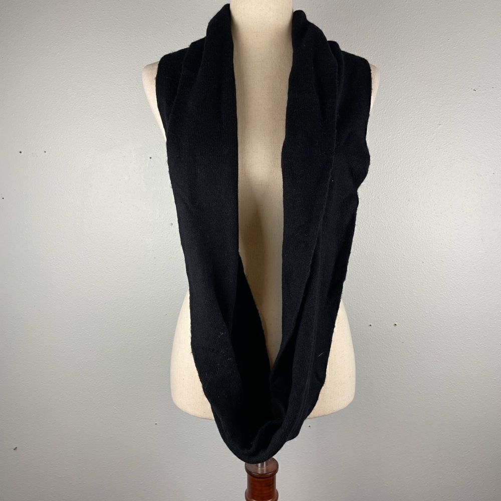 NWT JC Penney Reversible Wear 3-Way Infinite Scarf
